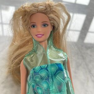 Amazing Nails Barbie in Mermaid Pattern Dress